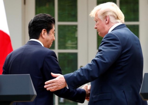 U.S. President Donald Trump departs a joint news conference with Japan's Prime Minister Shinzo Abe in the Rose Garden of the White House in Washington, U.S., June 7, 2018. REUTERS/Kevin Lamarque - RC1C245C4D70