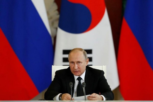 Russian President Vladimir Putin speaks during a joint news conference with South Korean President Moon Jae-in following the talks at the Kremlin in Moscow, Russia June 22, 2018. REUTERS/Sergei Karpukhin - RC1854A22920